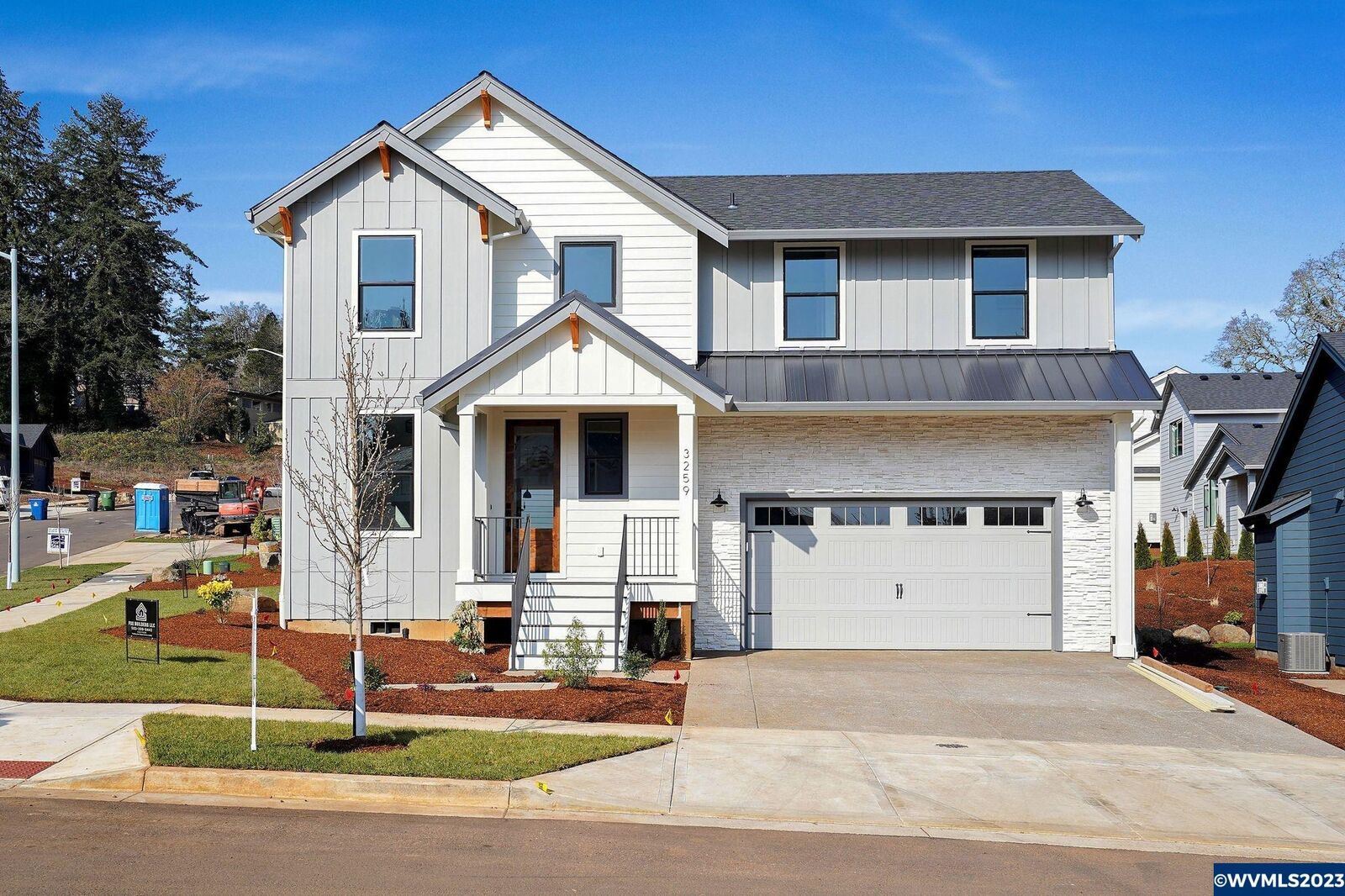 Property Photo:  3259  Doughton St S  OR 97302 