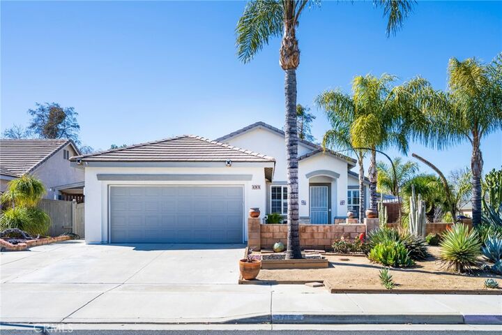 Property Photo:  495 Sutro Court  CA 92544