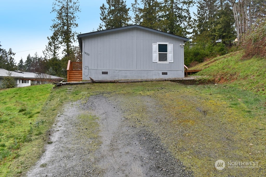 Property Photo:  1923 Island Drive NW  WA 98502 