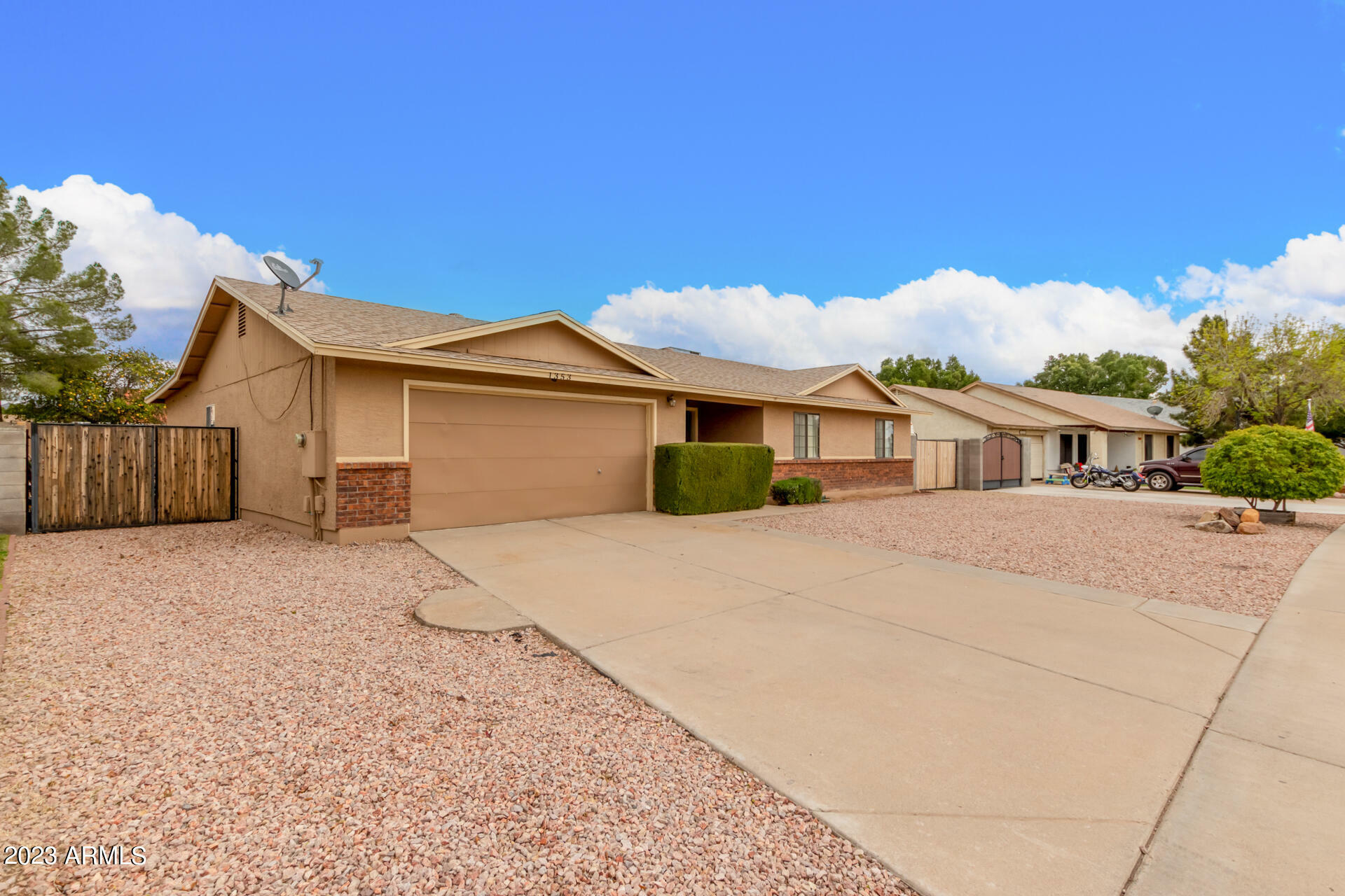 Property Photo:  1353 N Avoca --  AZ 85207 