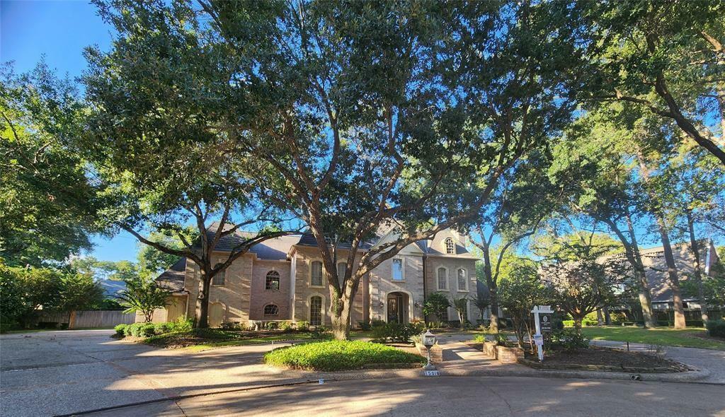 Property Photo: 15918 Chiltren Circle TX 77379
