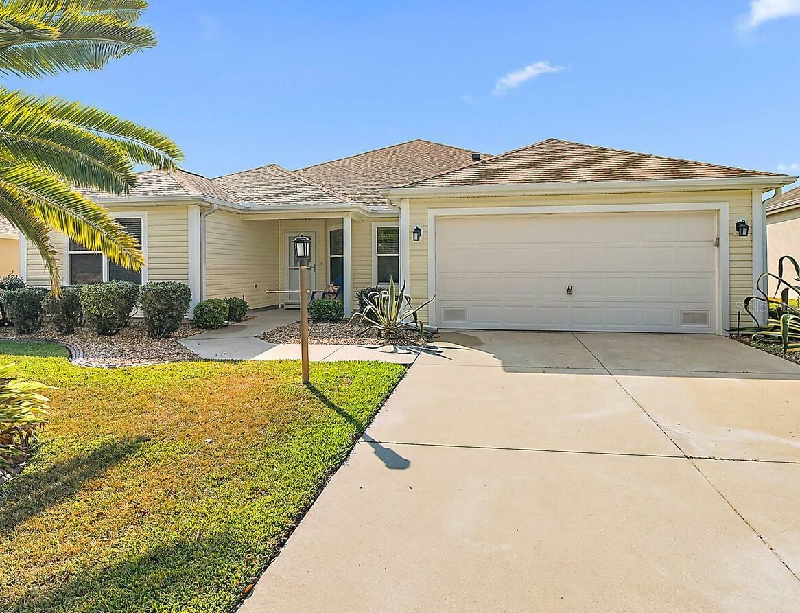 Property Photo:  1514 Fenimore Lane  FL 32162 