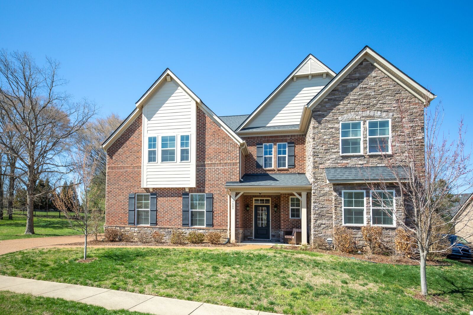 Property Photo:  9809 Glenmore Ln  TN 37027 