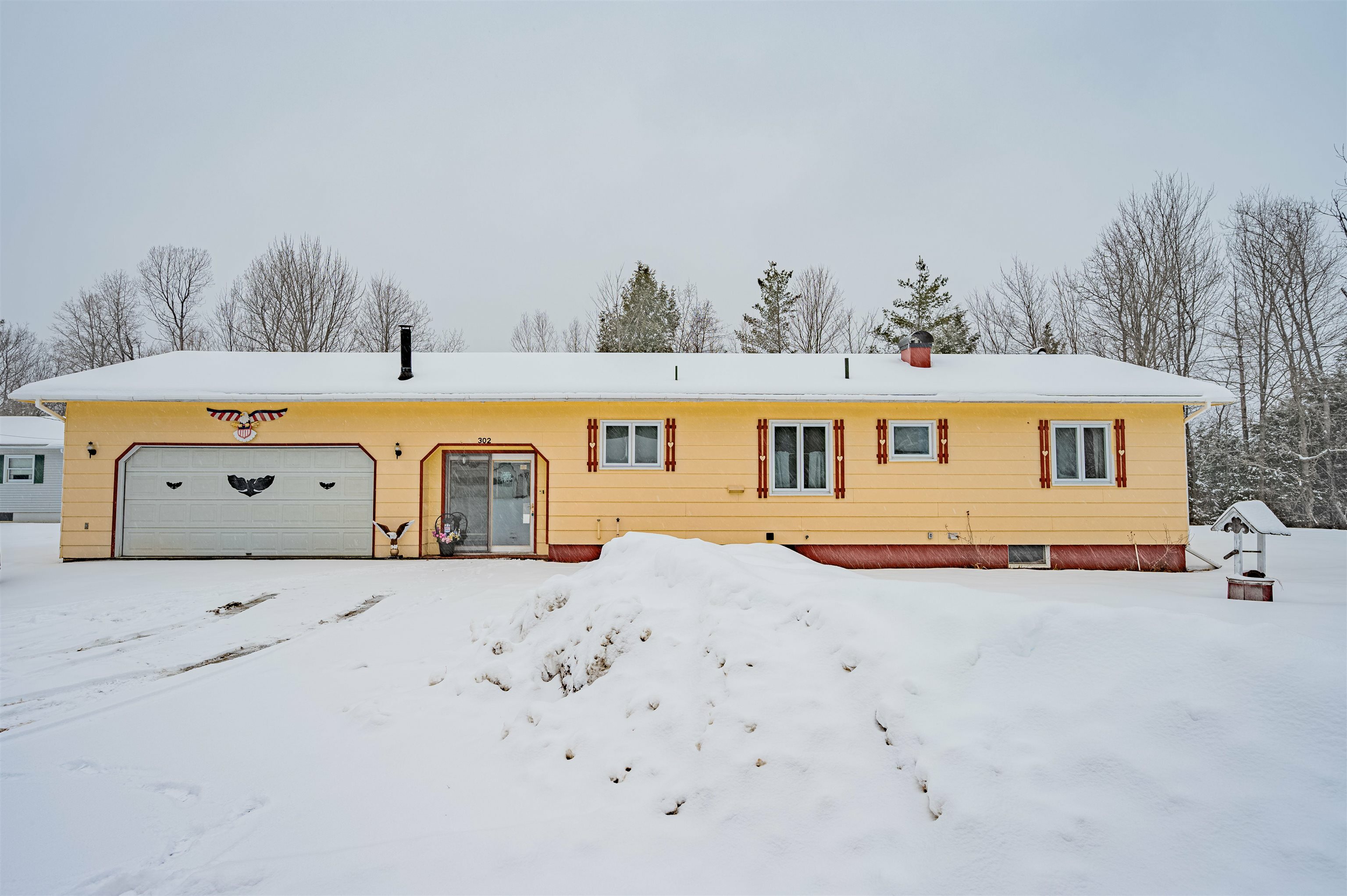 Property Photo:  302 Pine Hill Drive  VT 05663-6509 