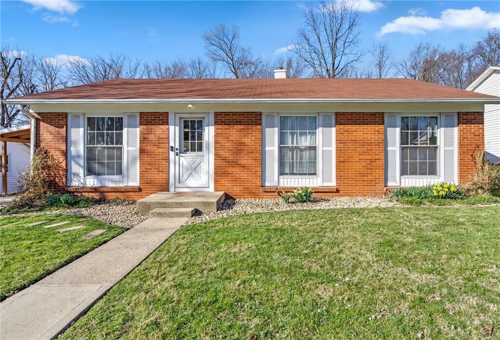 Property Photo: 694 Murray Hill Drive OH 45385