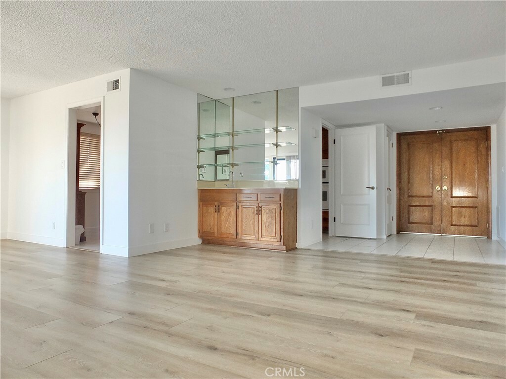 Property Photo:  6348 Riviera Circle  CA 90815 