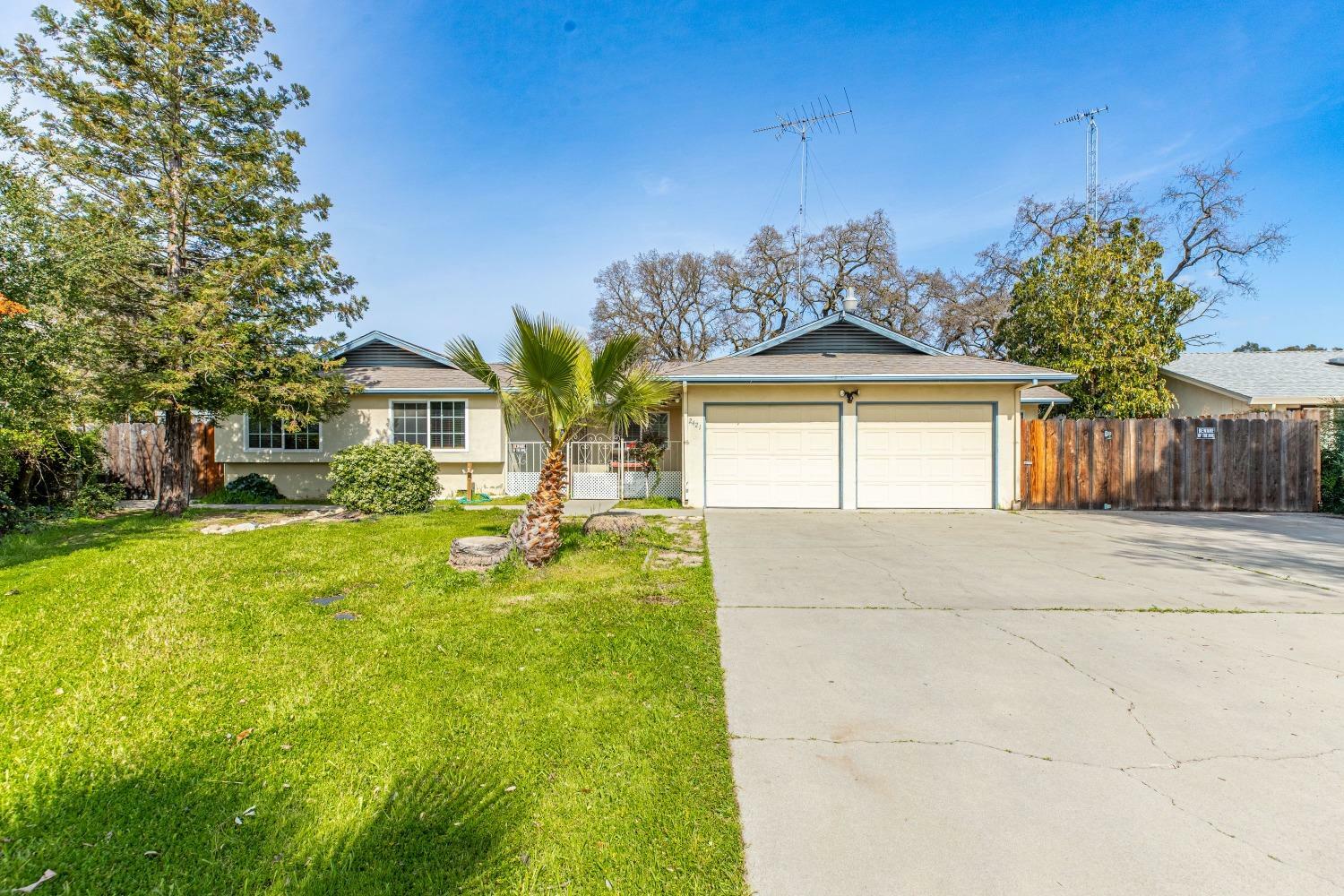 Property Photo:  2421 Edgebrook Drive  CA 95354 