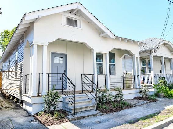 Property Photo:  8708 Spruce. Street  LA 70118 