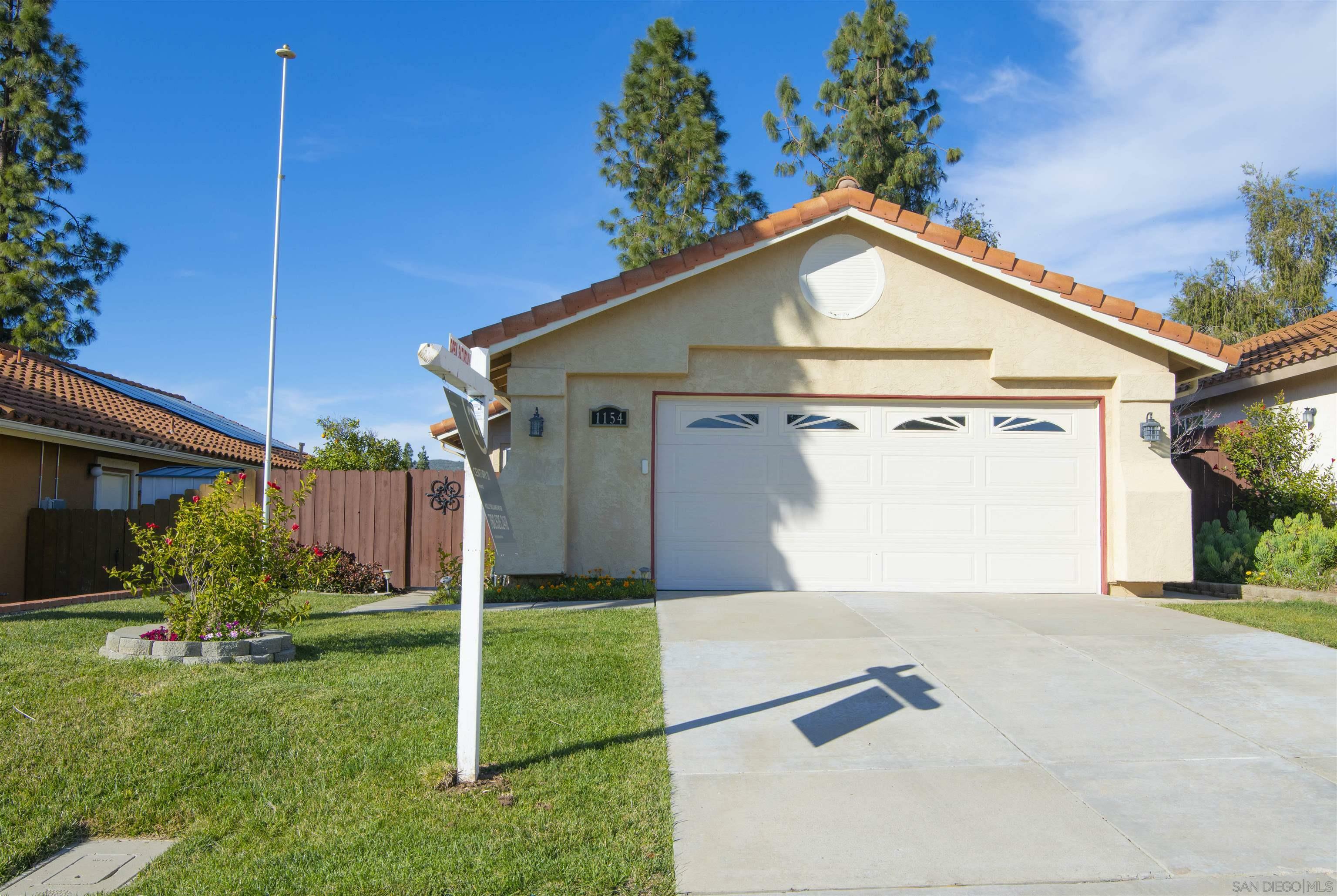 Property Photo:  1154 Calle Emparrado  CA 92069 