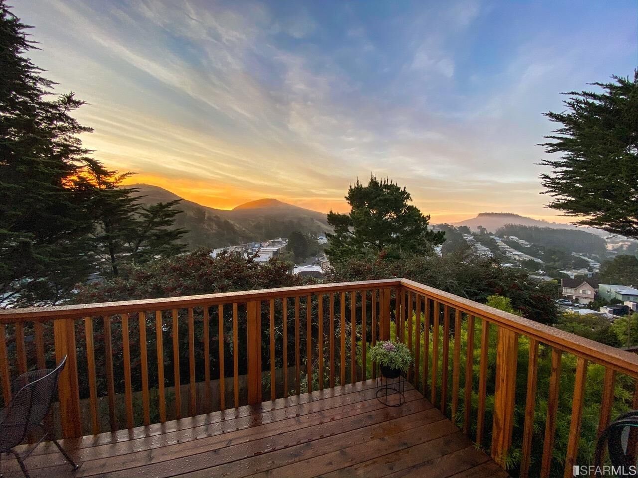 Property Photo: 50 Farview Court CA 94131