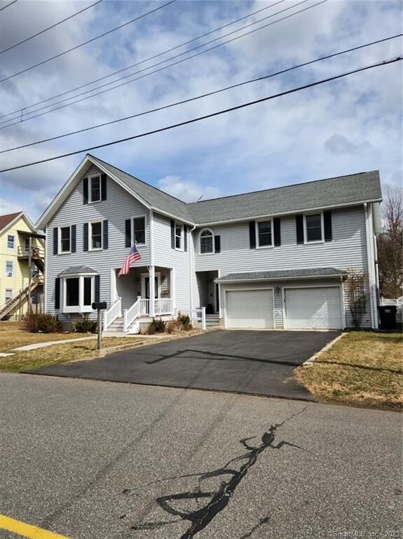 Property Photo:  7 Garden Street  CT 06483 