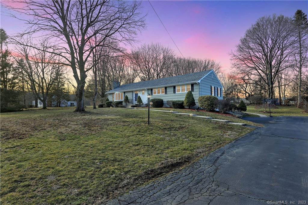Property Photo: 118 Cricket Lane CT 06477