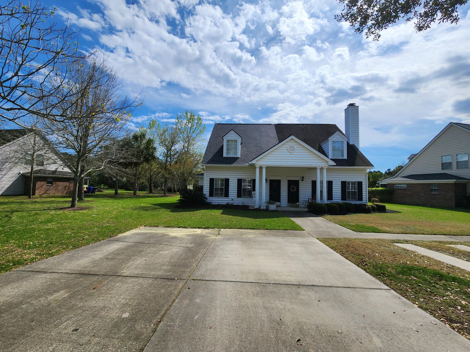 Property Photo: 2301 Kings Gate Lane SC 29466