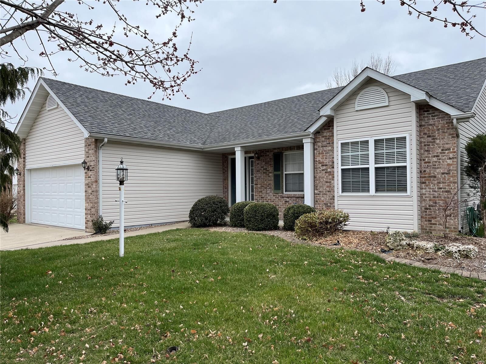 Property Photo: 116 Sugar Oak Court IL 62025