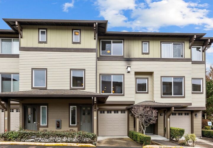 2115 201st Place SE I4  Bothell WA 98012 photo