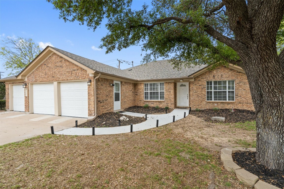 Property Photo:  3945 Eagles Nest Street  TX 78665 