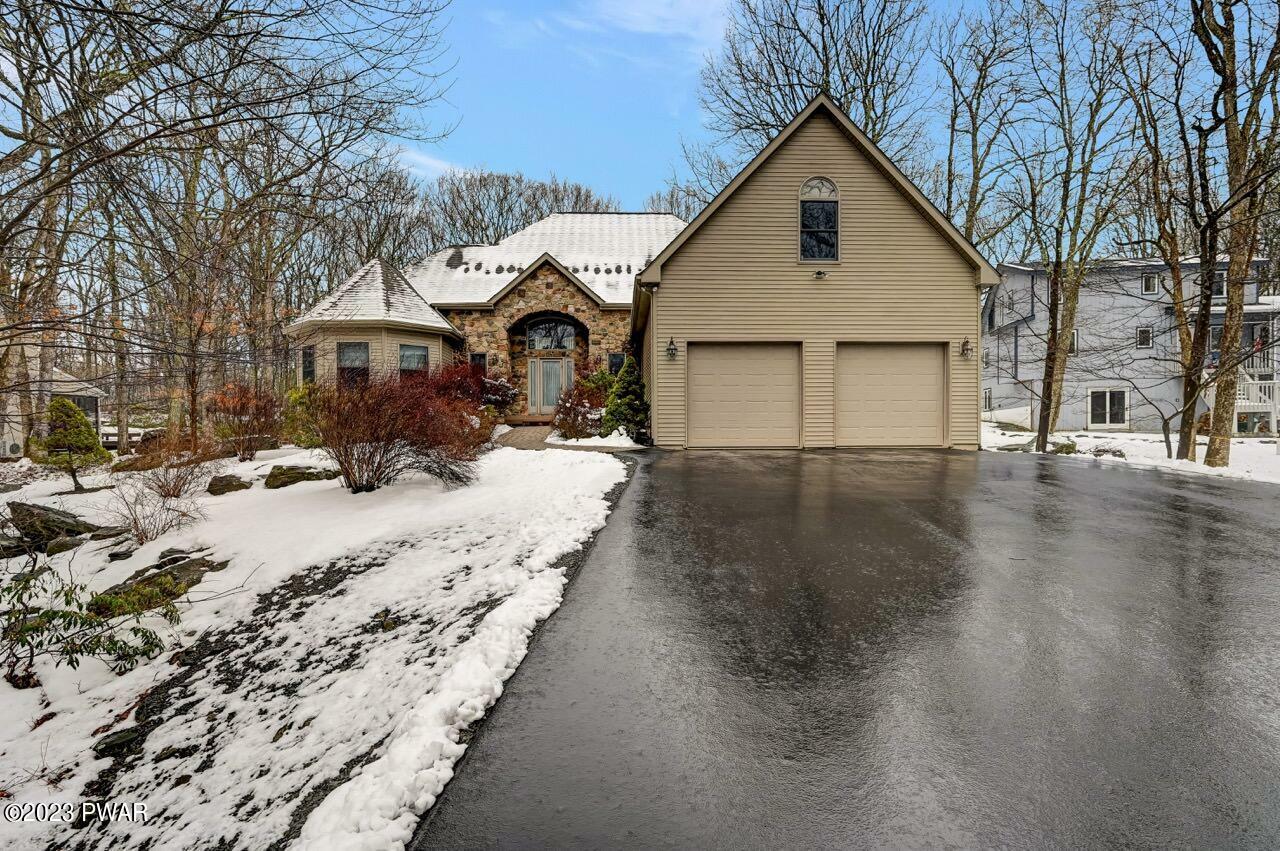 Property Photo:  108 Comstock Drive  PA  