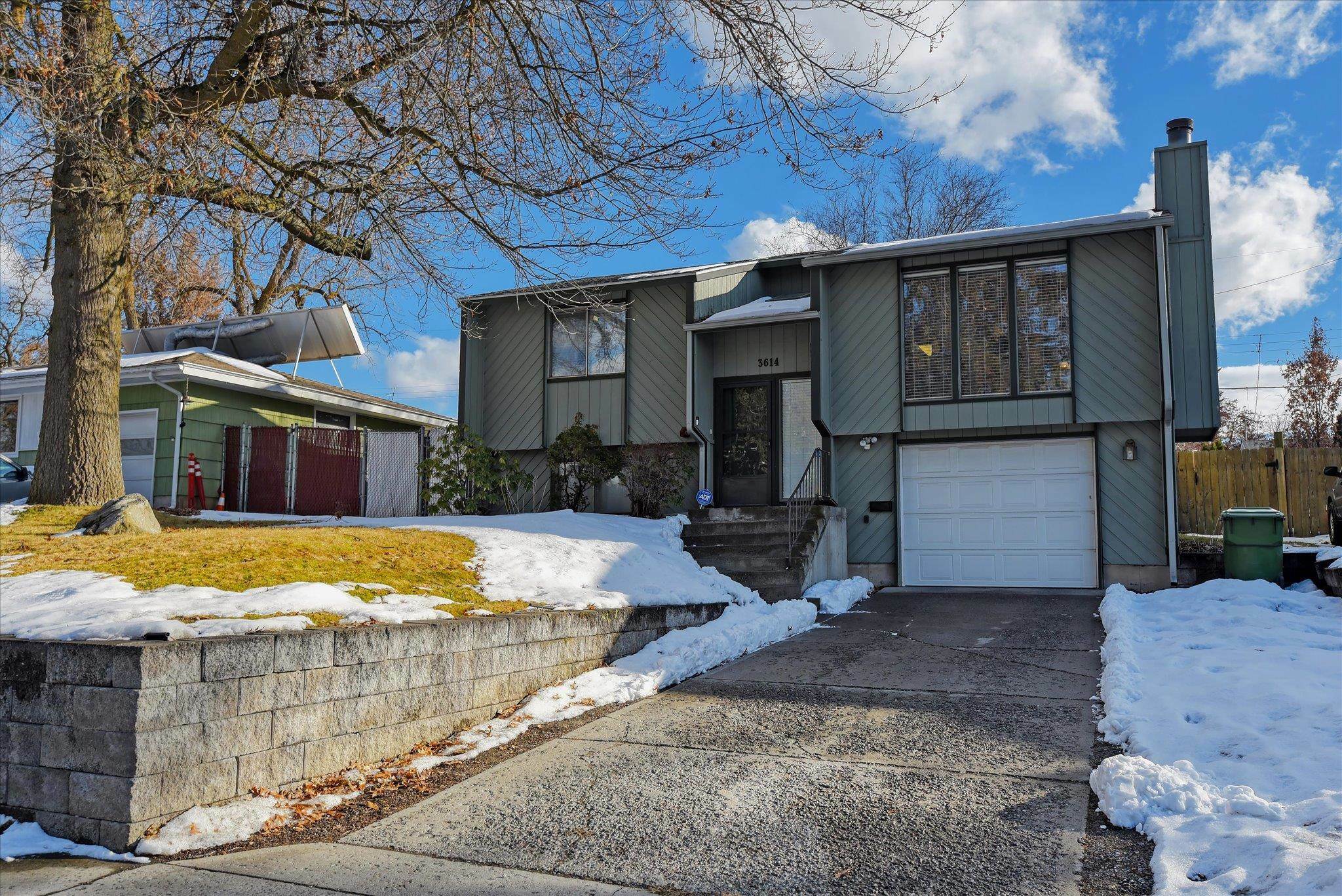 Property Photo: 3614 E 24th Ave WA 99223
