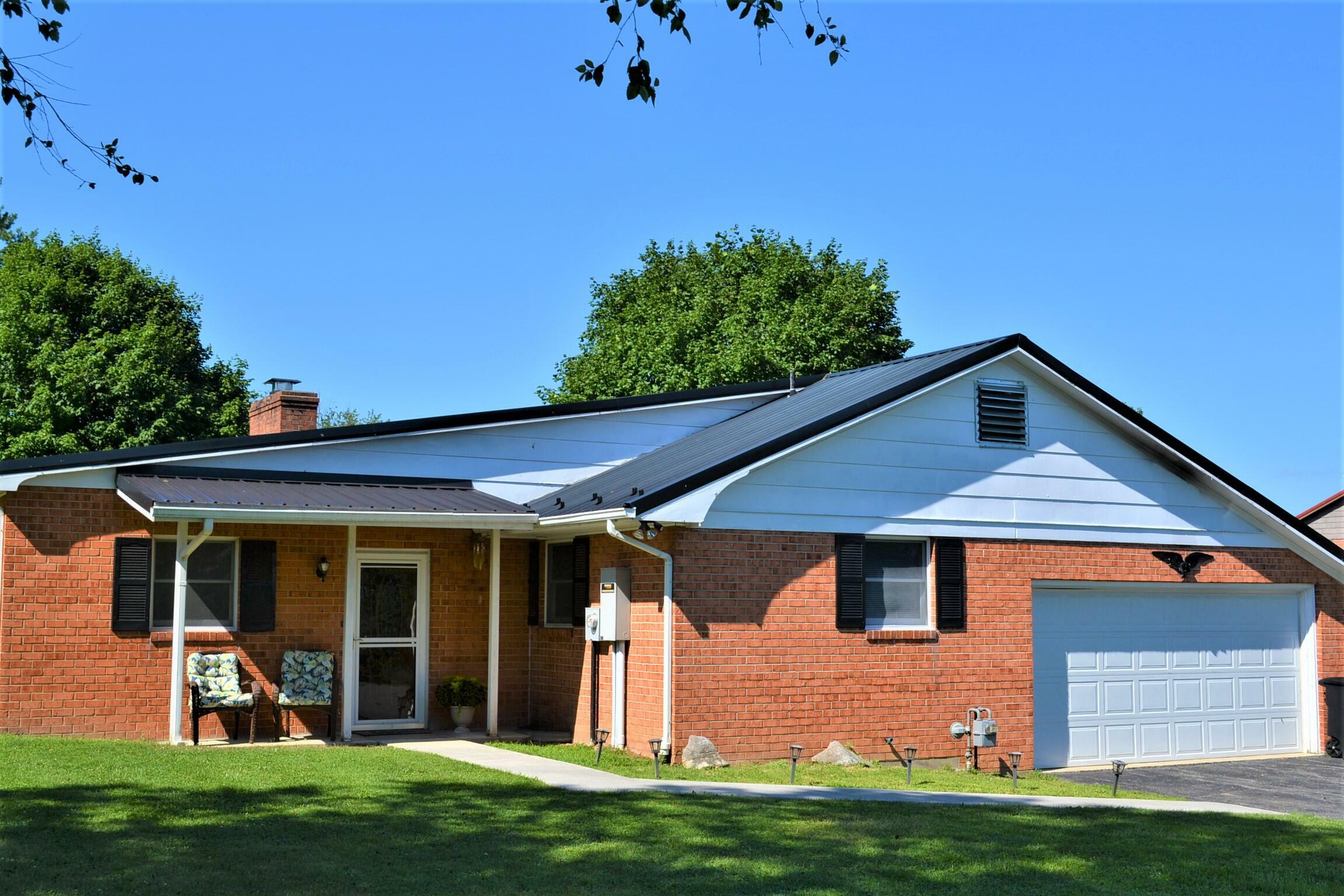 Property Photo: 272 Farm Rd WV 24901
