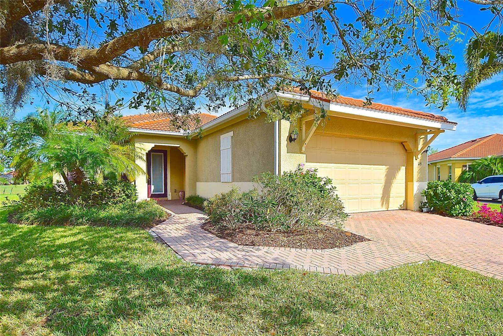 Property Photo: 109 Lerida Court FL 34275