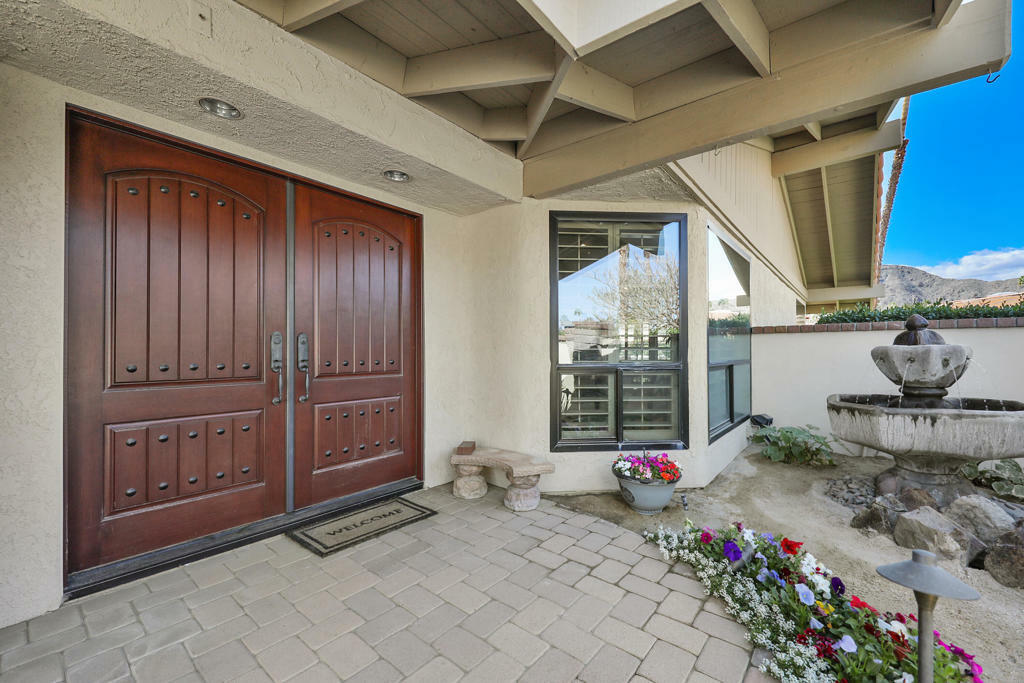 Property Photo:  77023 Sandpiper Drive  CA 92210 