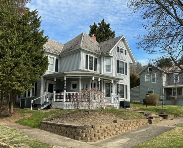 Property Photo:  901 Warren Street  OH 45750 