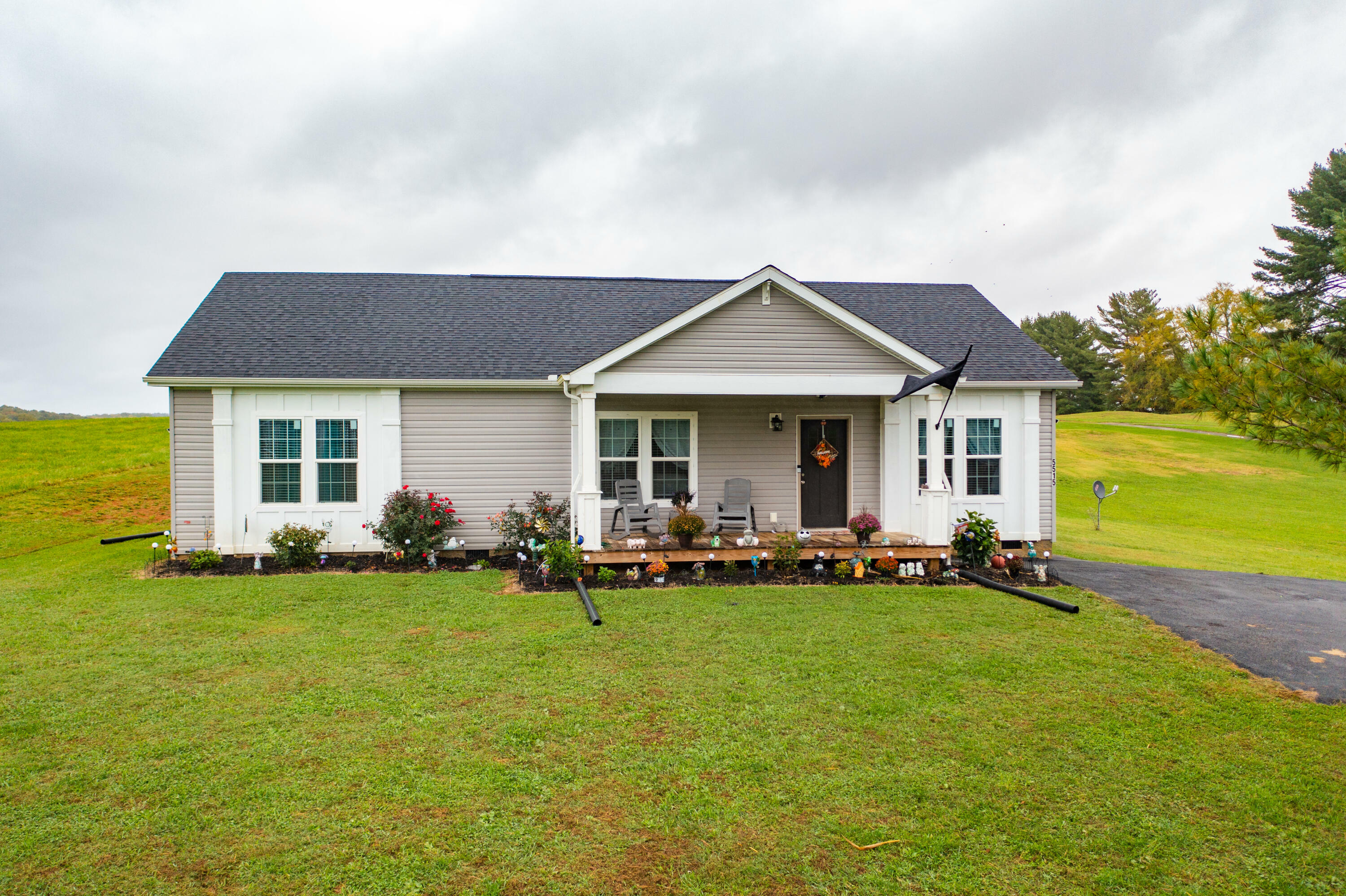 Property Photo:  5515 Asheville Highway  TN 37743 