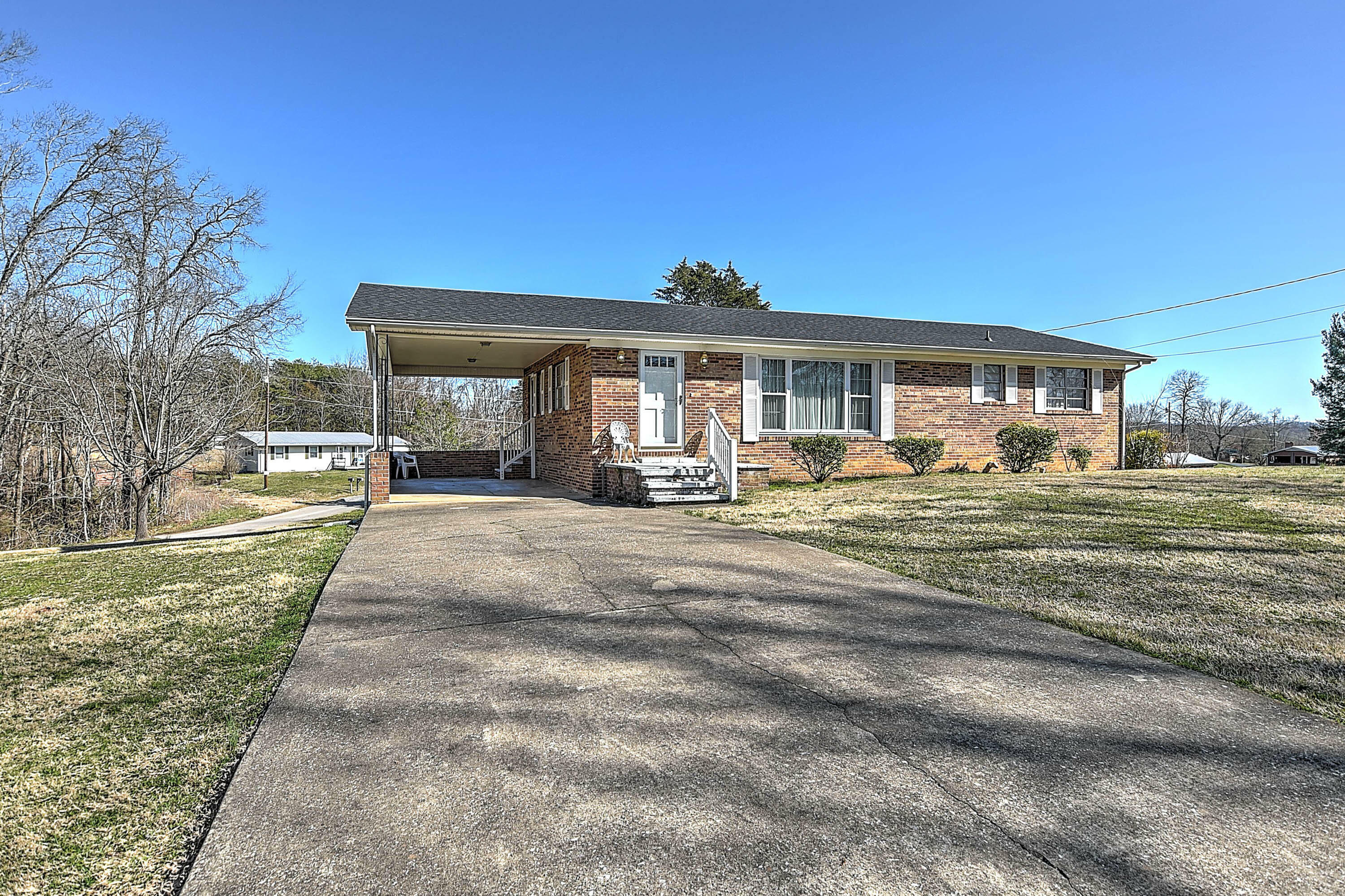 Property Photo:  497 Hartshaw Drive  TN 37743 