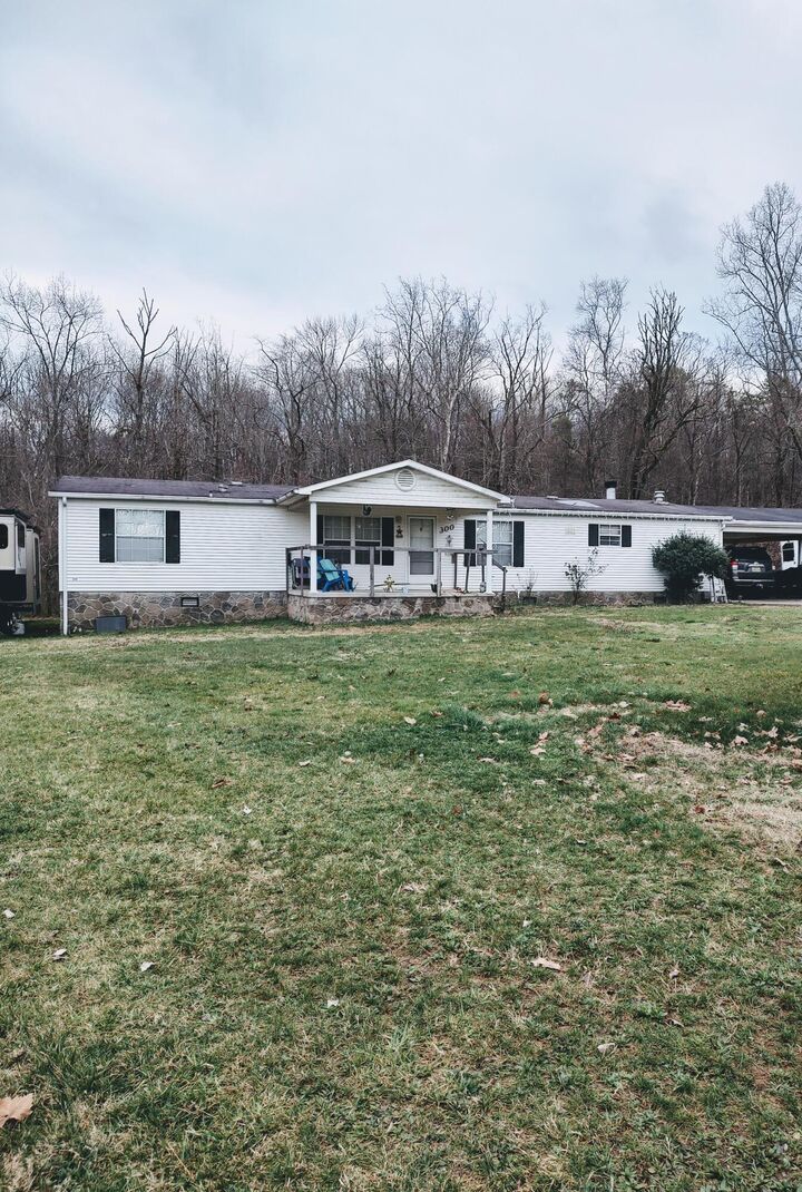 300 Carson Springs Road  Newport TN 37821 photo
