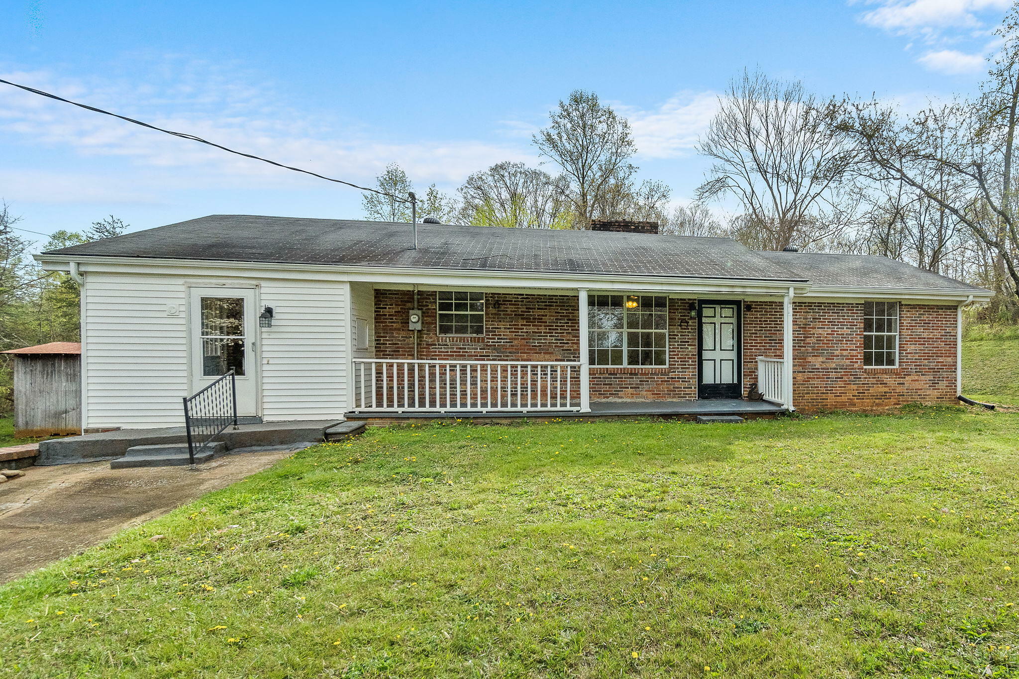 Property Photo:  745 Holder Road  TN 37616 