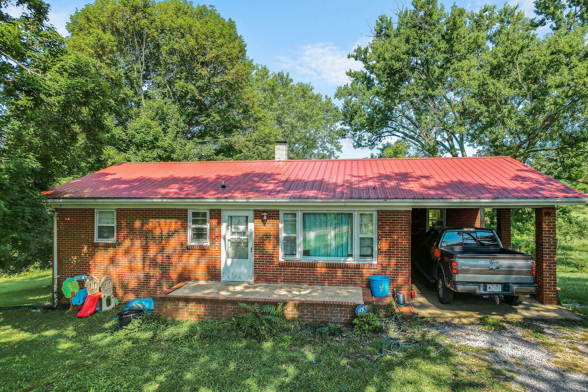 Property Photo:  6190 Newport Highway  TN 37743 