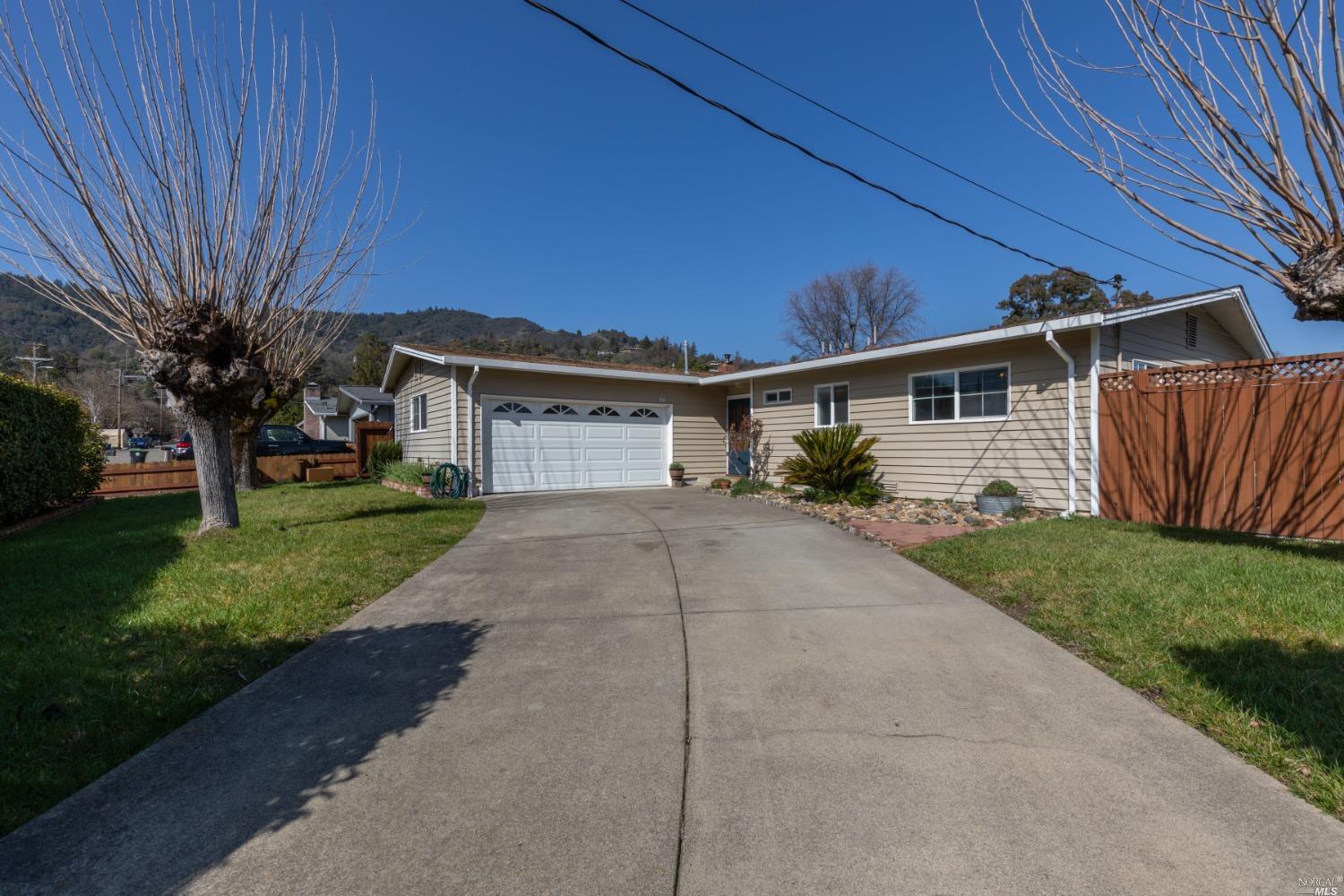 24 Fairview Court  Ukiah CA 95482 photo