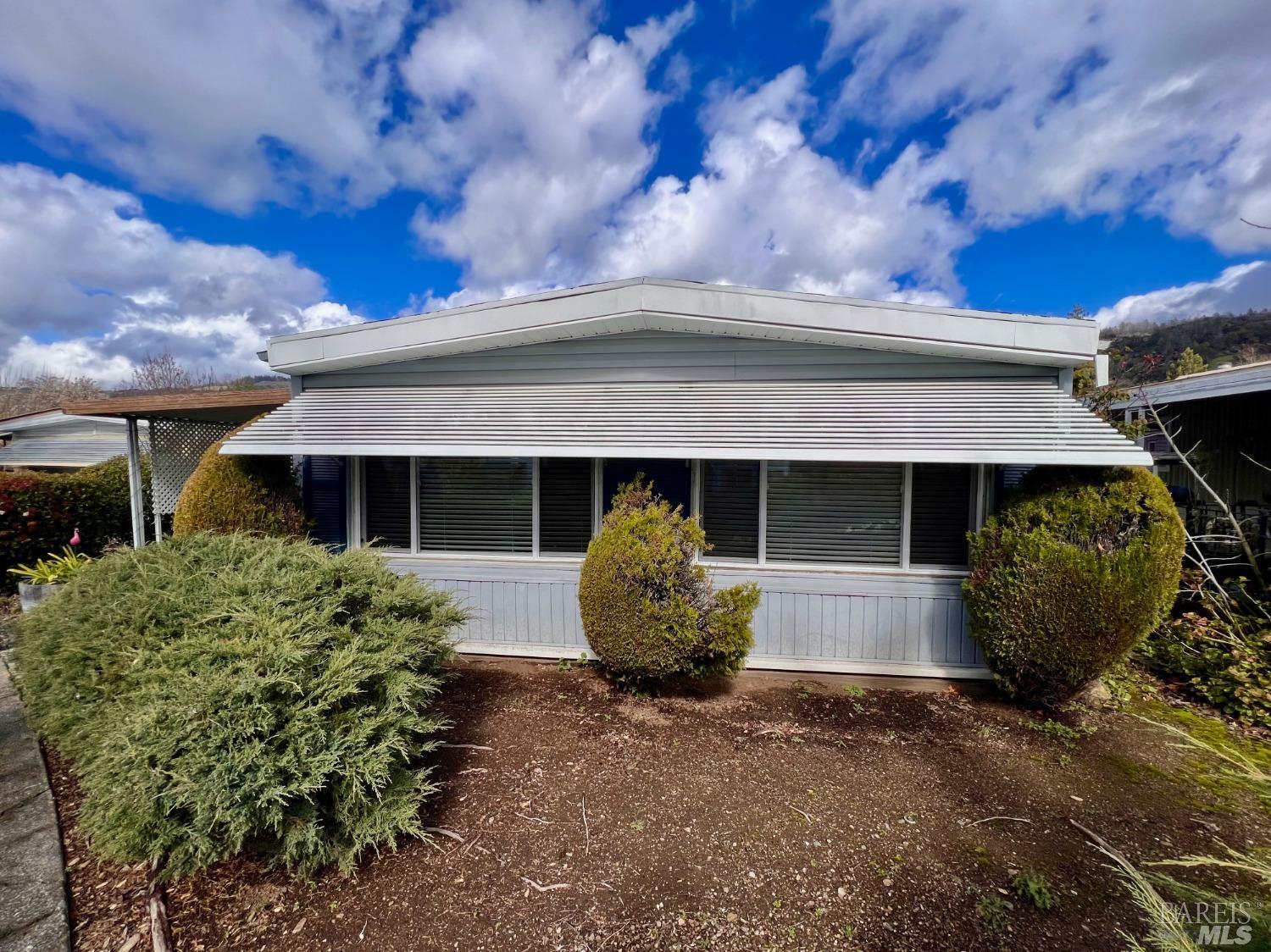 Property Photo: 36 Springhill Court CA 95409