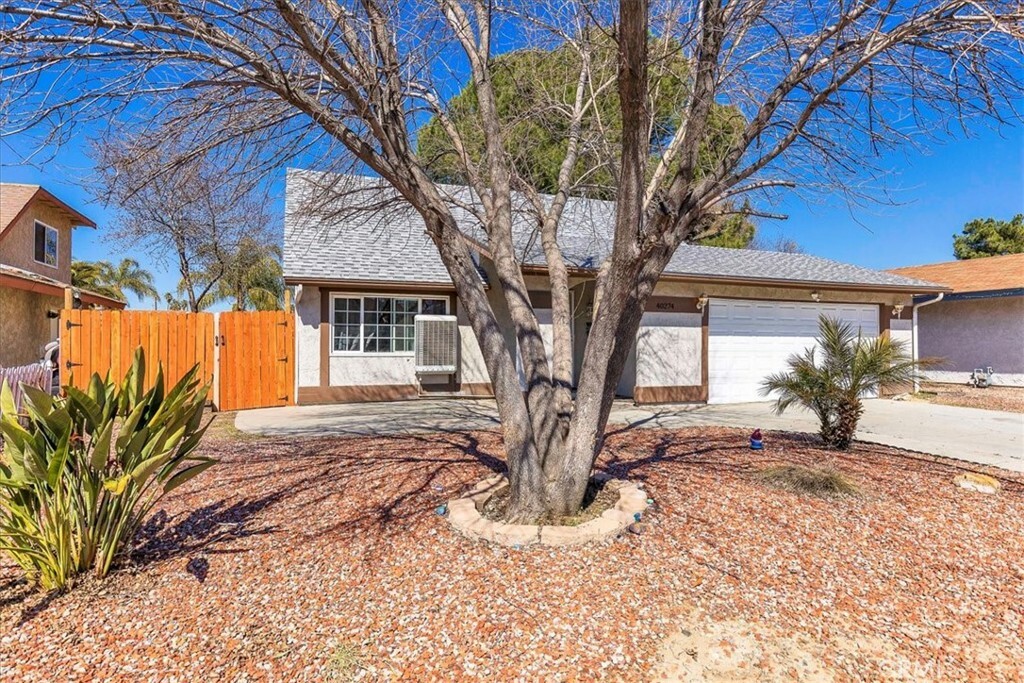 Property Photo:  40274 Poppy Drive  CA 92544 