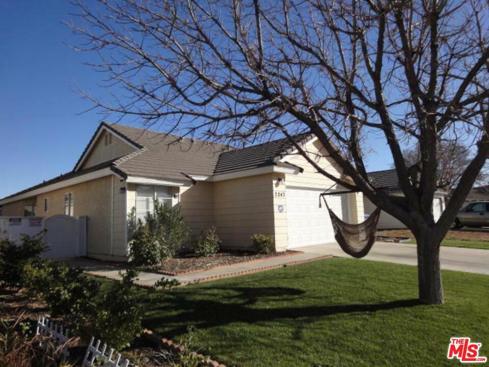 Property Photo:  2043 Chatham Drive  CA 93550 