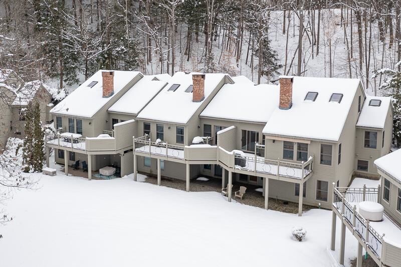 Property Photo: 580 Murphy'S Road 8B VT 05059