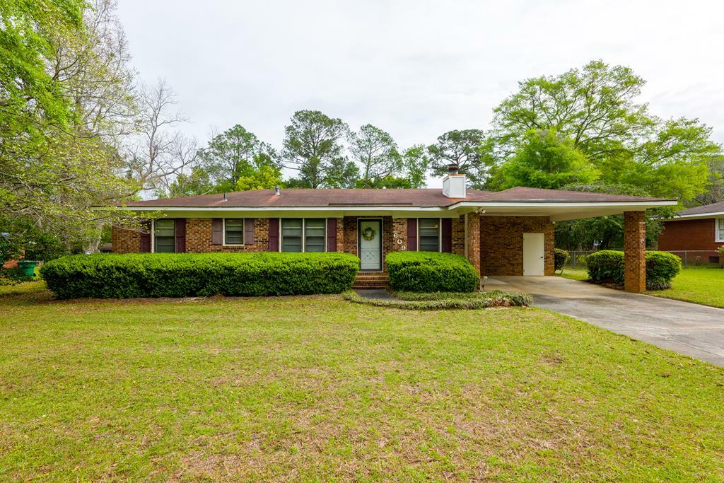 Property Photo:  609 Lynn Terrace  GA 31601 