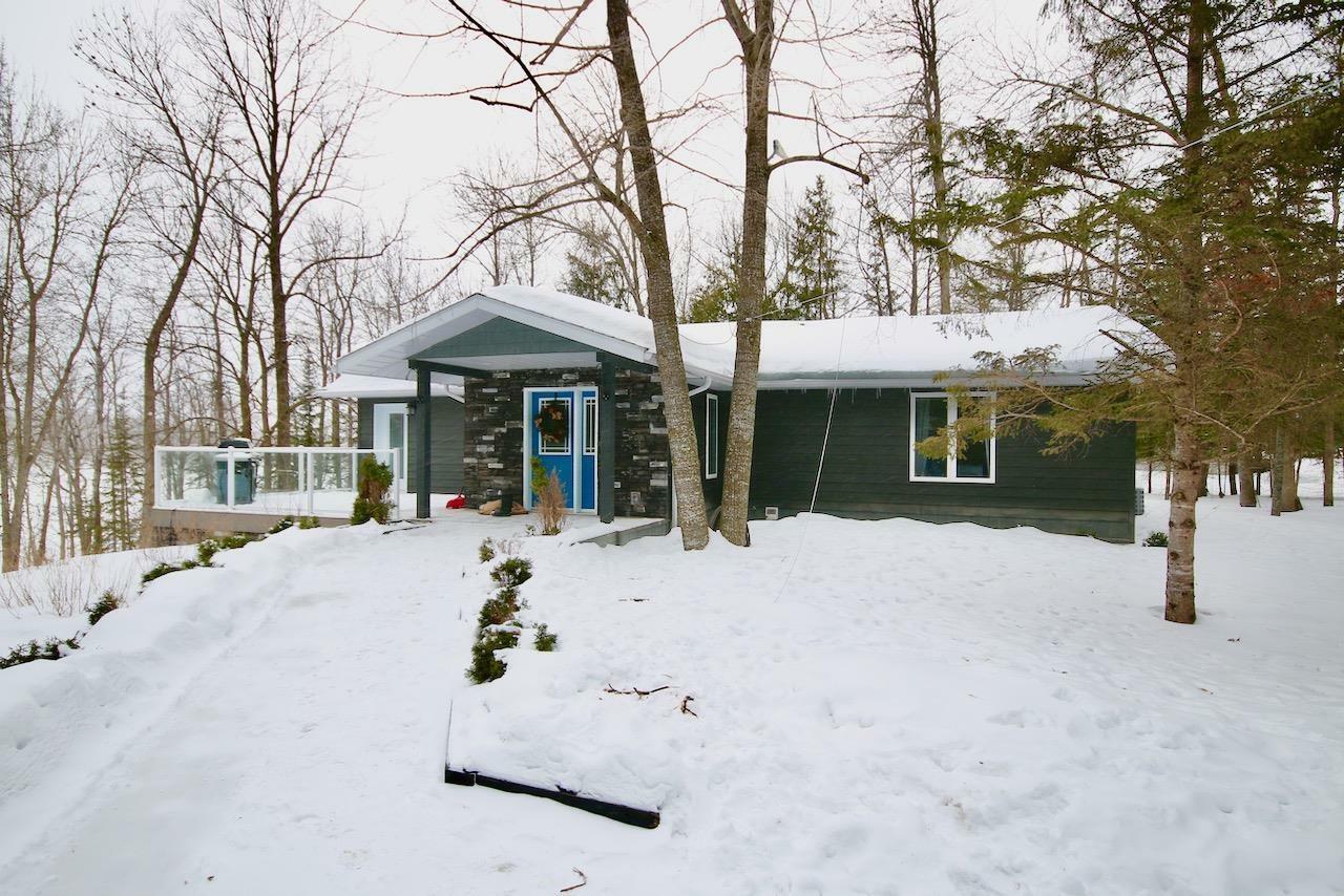 Property Photo:  89 Riverview Cres  ON P0W1N0 