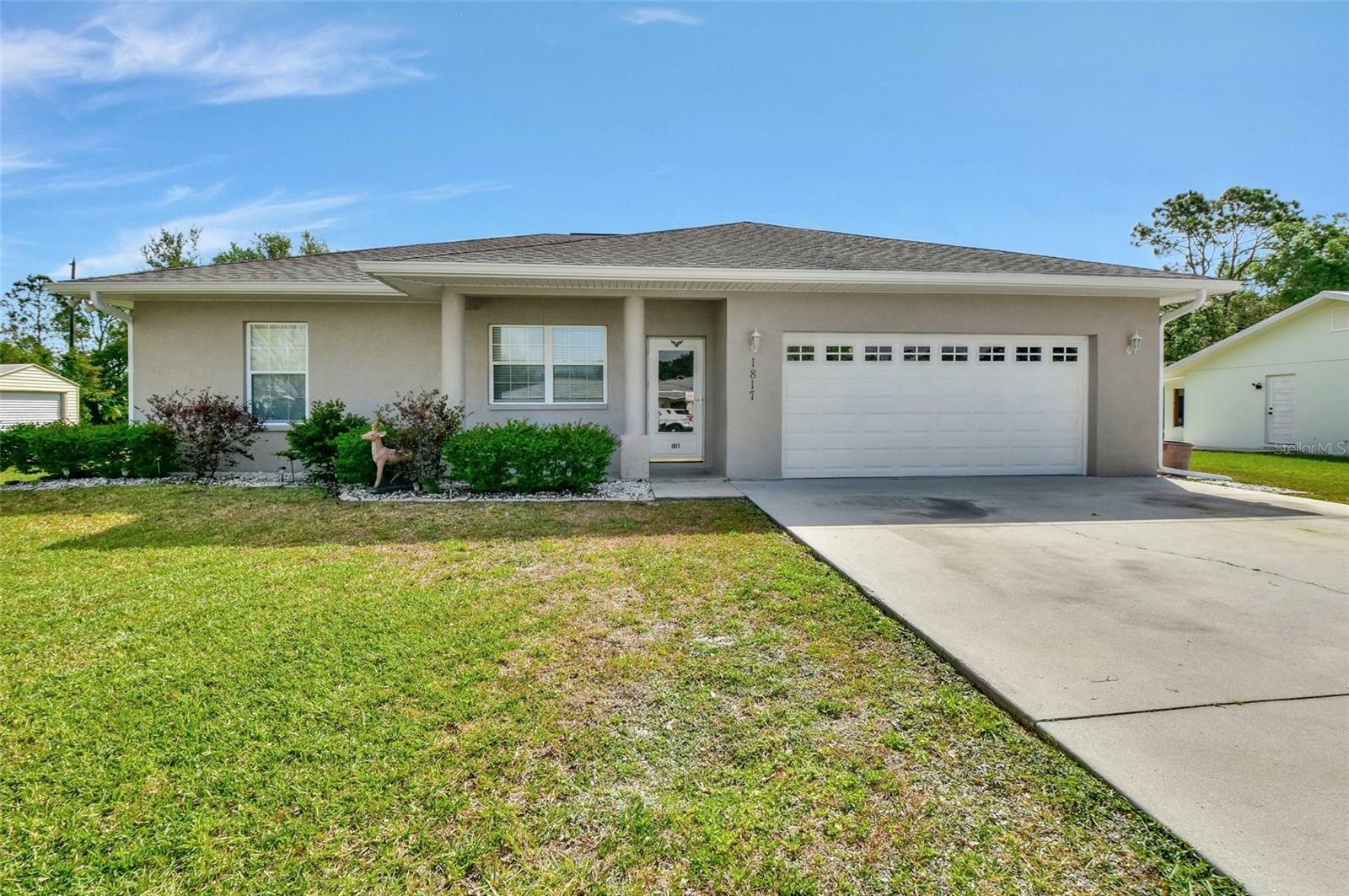 Property Photo:  1817 Quail Hollow Drive  FL 32720 