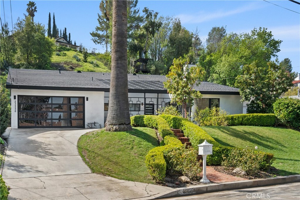 Property Photo: 23256 Calvert Street CA 91367