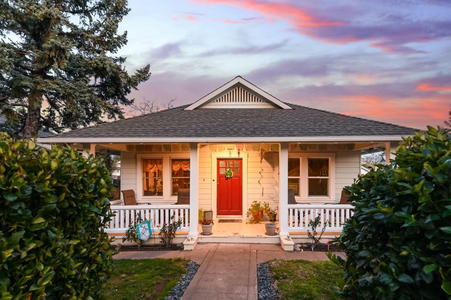 Property Photo:  208 Mason Street  CA 95642 