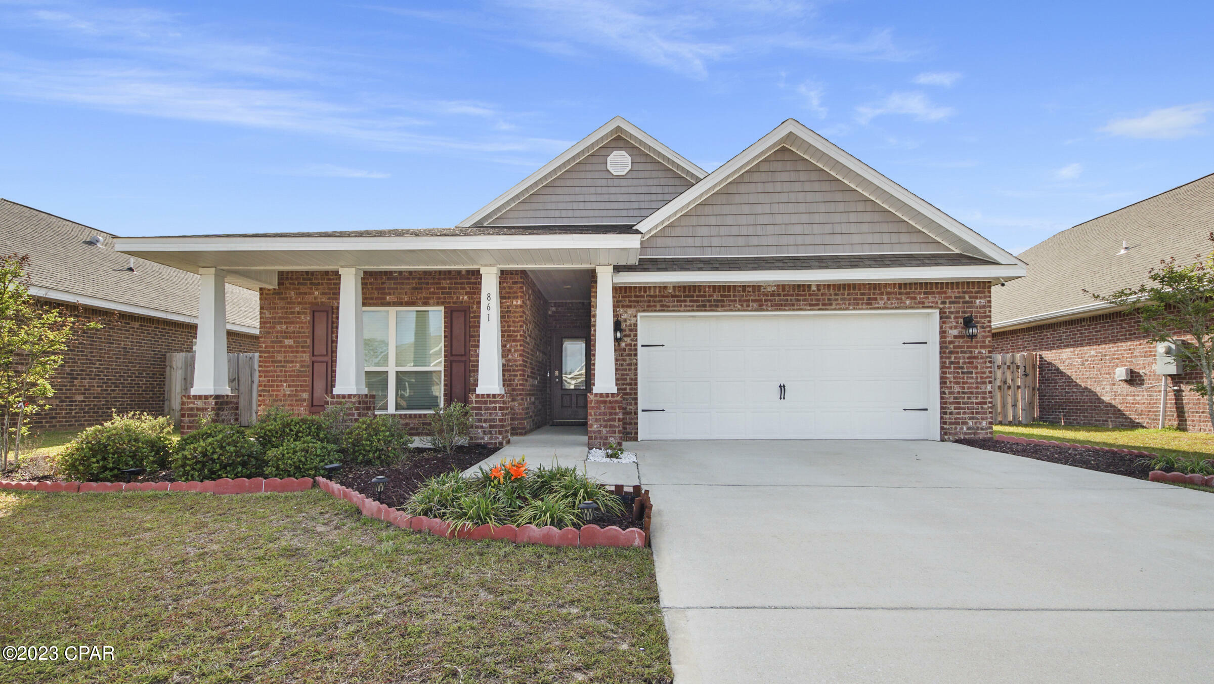 Property Photo: 861 Cason Circle FL 32405