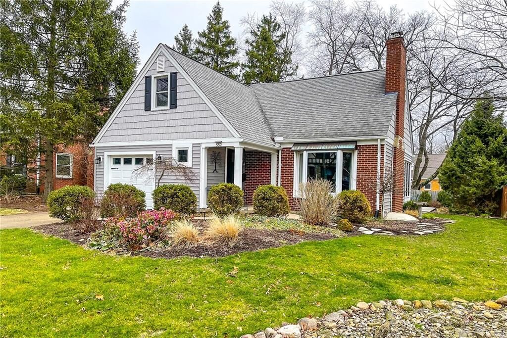 Property Photo: 552 Woodview Drive OH 45419