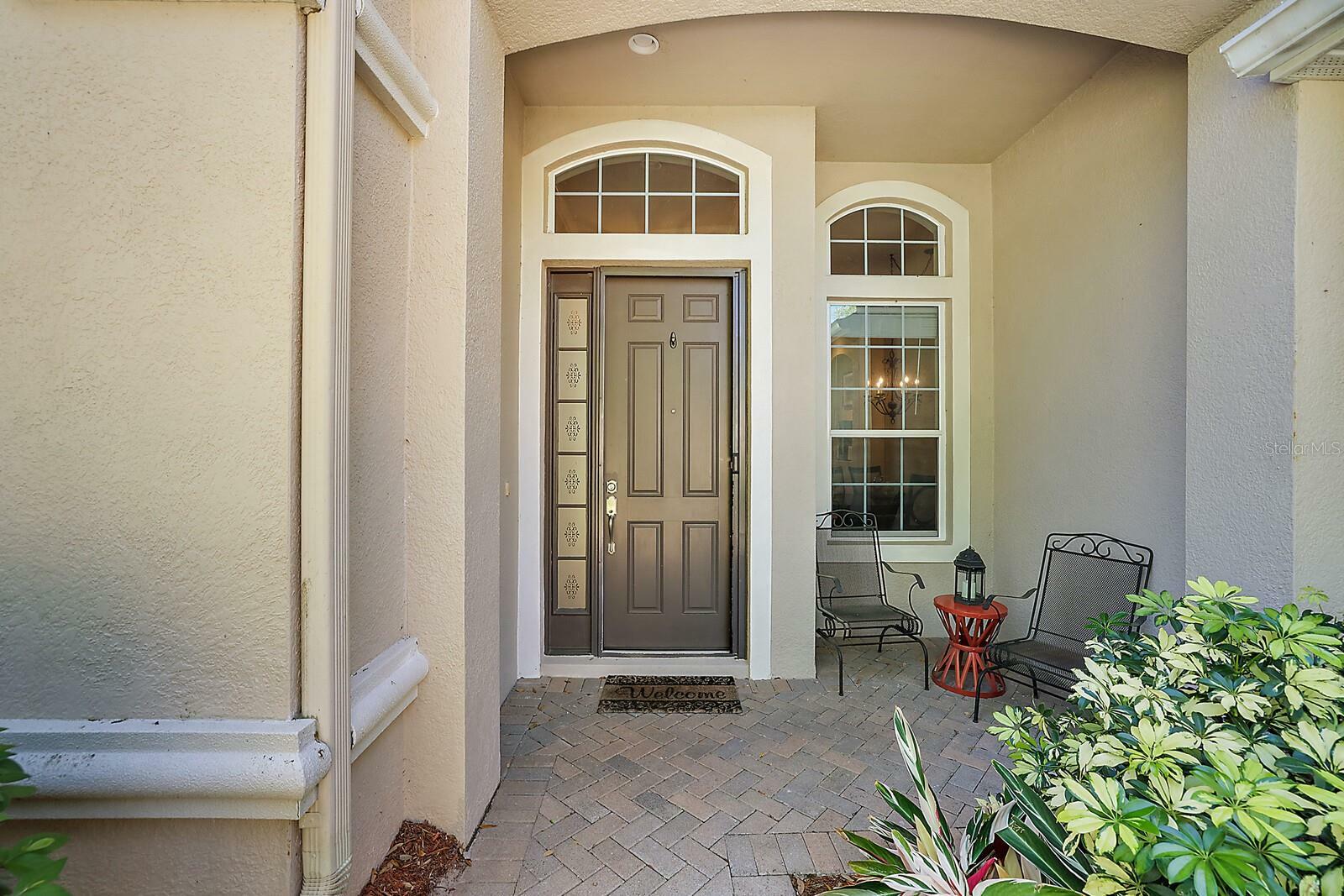 Property Photo:  105 E Blue Water Edge Drive  FL 32736 