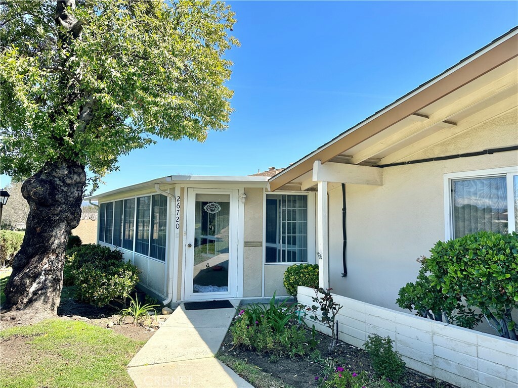 Property Photo:  26720 Oak Crossing Road C  CA 91321 