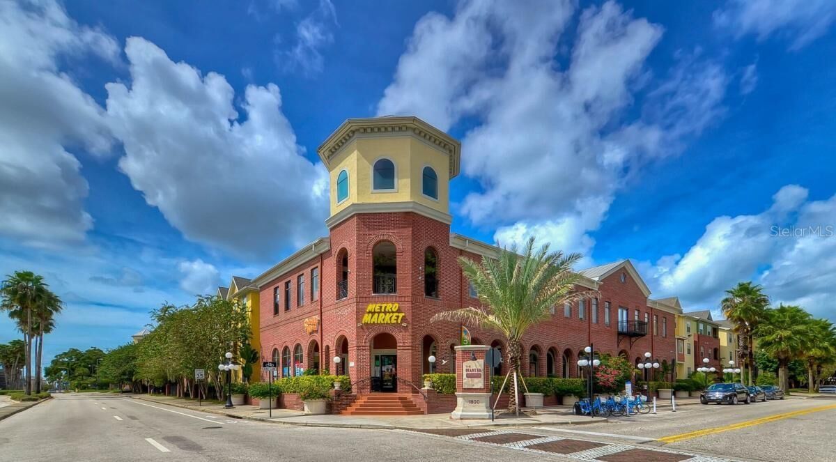 Property Photo:  1810 E Palm Avenue 1215  FL 33605 