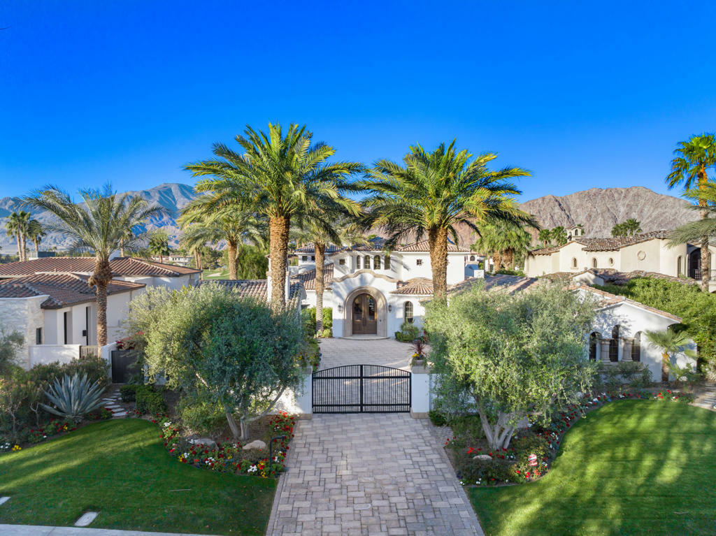 Property Photo: 53347 Via Mallorca CA 92253