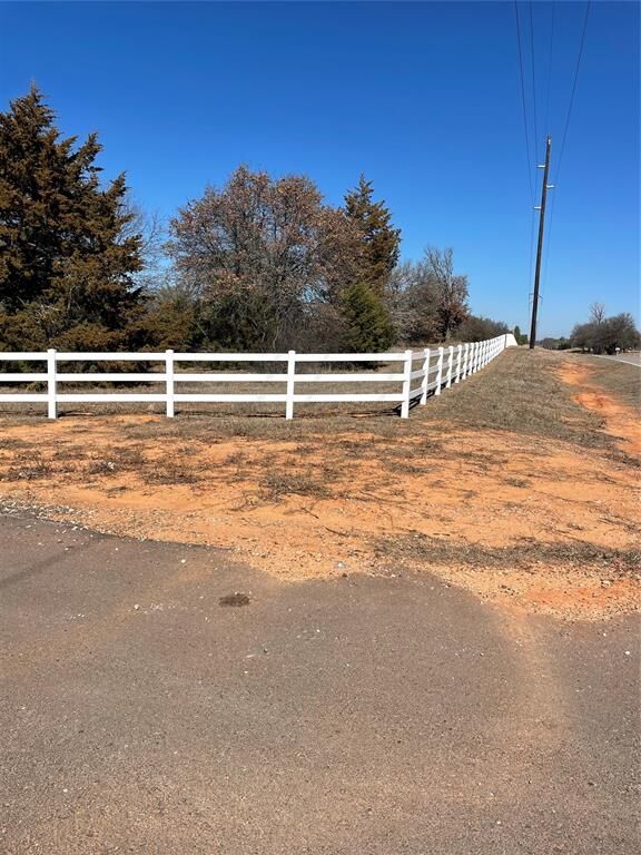 Property Photo:  17856 Simona Avenue  OK 73026