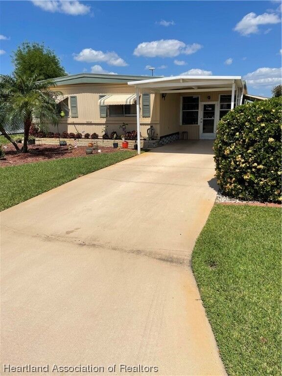 Property Photo:  3534 Delaware Avenue  FL 33870 