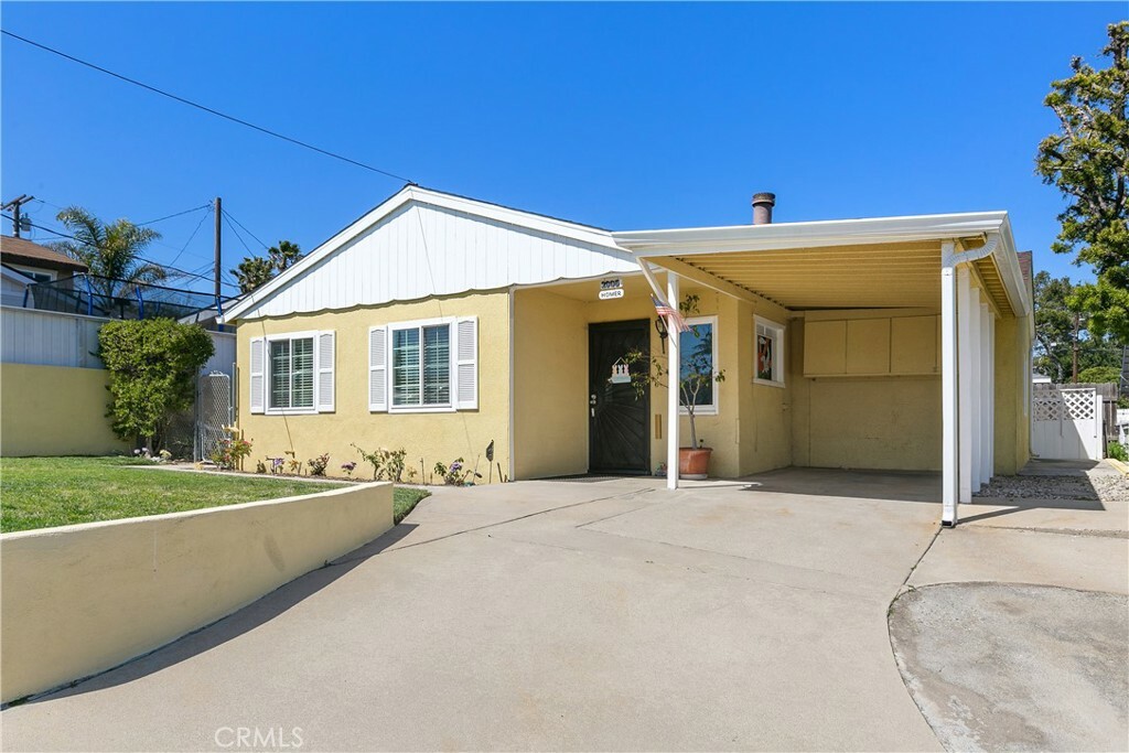 Property Photo:  2005 Ripley Avenue  CA 90278 